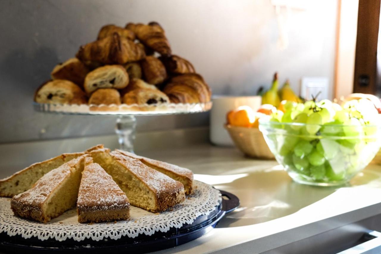 Sweet Life Bed & Breakfast เปสเคียรา เดล การ์ดา ภายนอก รูปภาพ